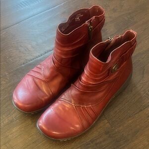 Earth Thyme Bordeaux Leather Ankle Boots 8.5 GUC